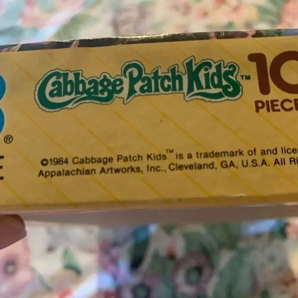 Cabbage Patch Puzzle With 100 Pieces - Picture 9 of 10